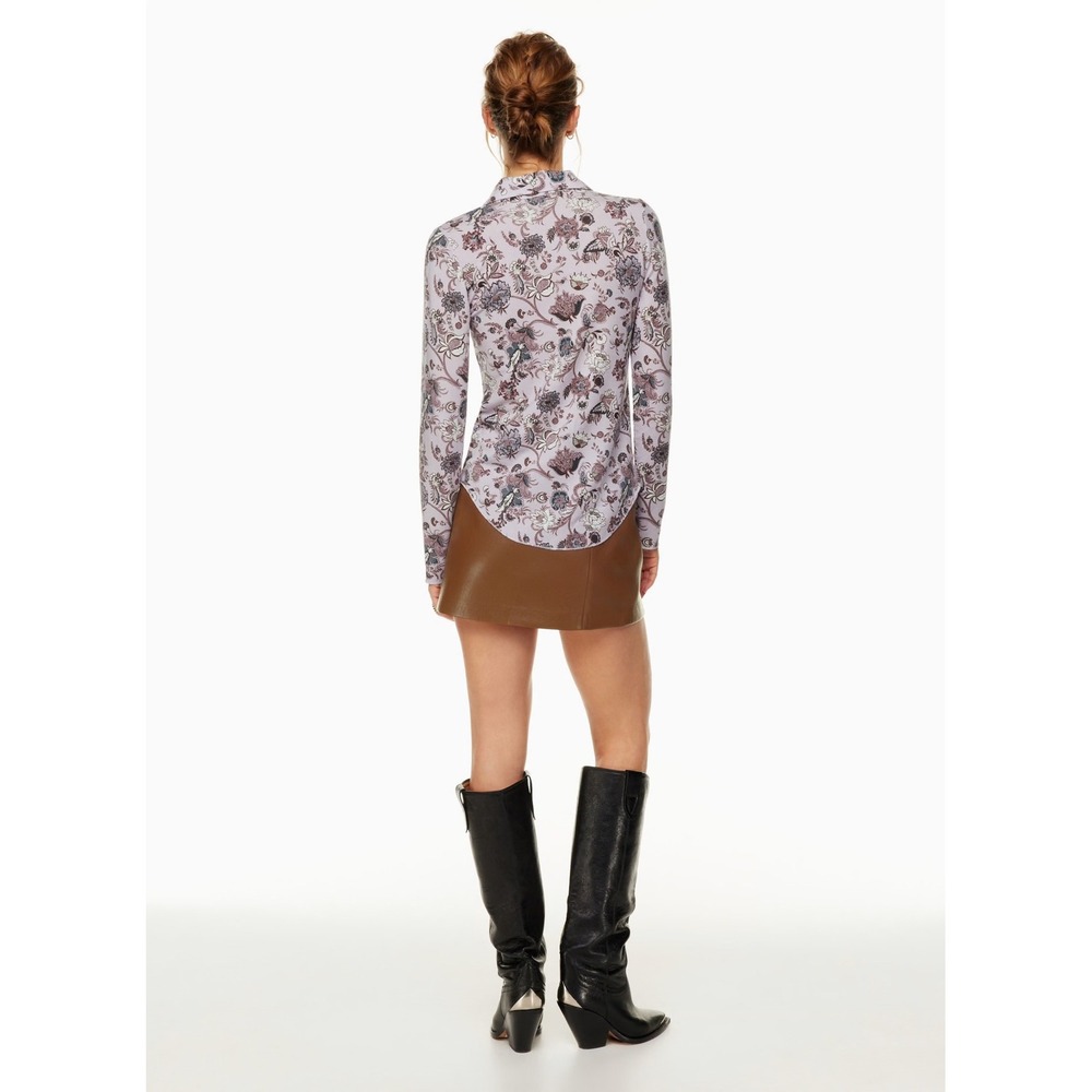 Aritzia Wilfred Pose Button Front Lilac Floral Top Women's Size small stretchy - Picture 7 of 7